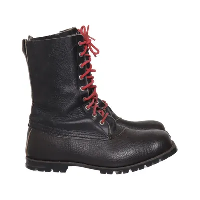 Laced boots (Black) from Vibram