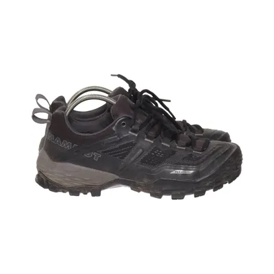 Hiking shoes (Black) from Mammut