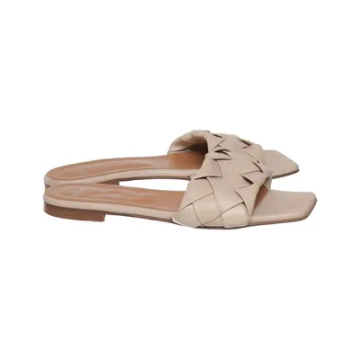 Slip-ins (Beige) from Manfield Leather
