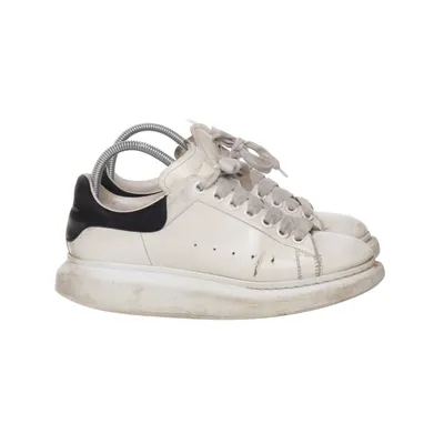 Sneakers (Oversole) från Alexander McQueen Skinn
