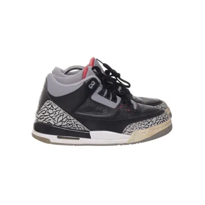 Sneakers (3 Retro Youth) from Nike Air Jordan
