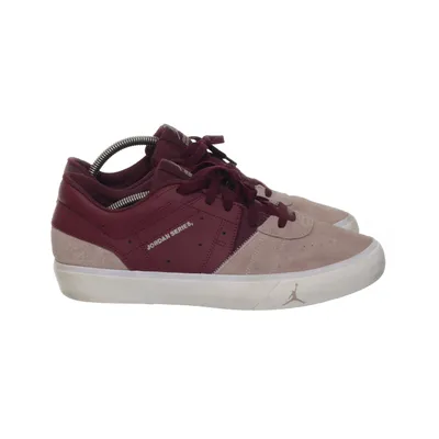 Sneakers (Series ES) from Nike Air Jordan