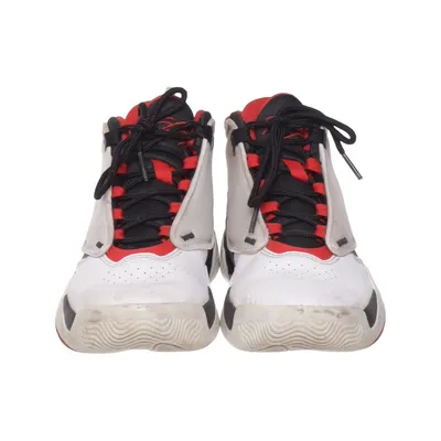 Chaussures de basketball (DQ8404-106) de Nike Air Jordan