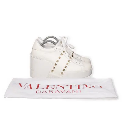 Sneakers (Rockstud) från Valentino Garavani Skinn