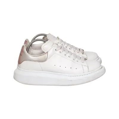 Sneakers (Vit) från Alexander McQueen
