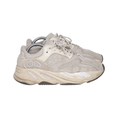 Baskets (Beige, Gris) de Adidas x Yeezy