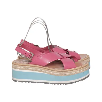 Kilklackar (Rosa) från Prada