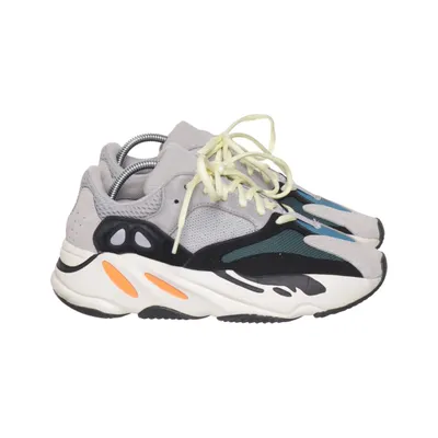 Baskets ( Yeezy Boost 700) de Adidas x Yeezy