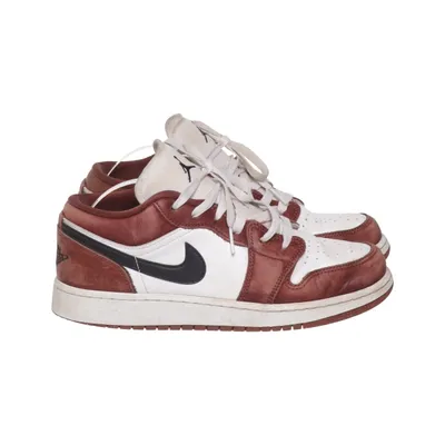 Sneakers (1 Low) from Nike Air Jordan