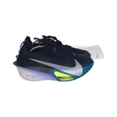Running shoes (Alphafly 3) from Nike