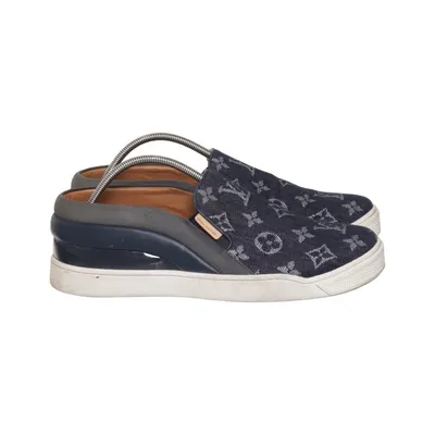 Slip-ons (Blue Monogram Denim Tempo Slip On) from Louis Vuitton