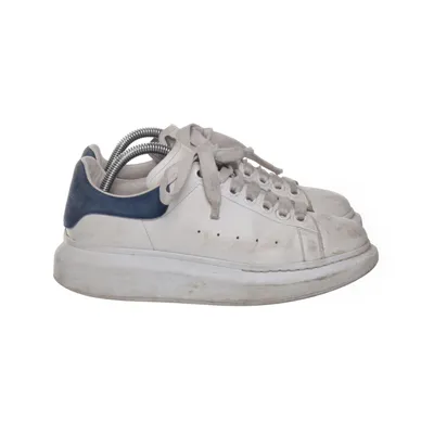 Sneakers (Oversize) från Alexander McQueen Skinn