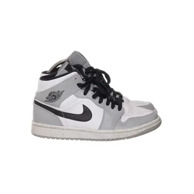Sneakers (1 Mid) från Nike Air Jordan