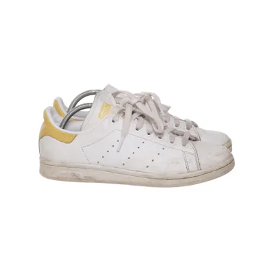 Sneakers (Vit, Gul) från Stan Smith x Adidas