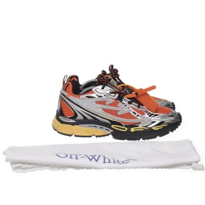 Träningsskor (Orange, Silverfärgad, Svart) från Off-White