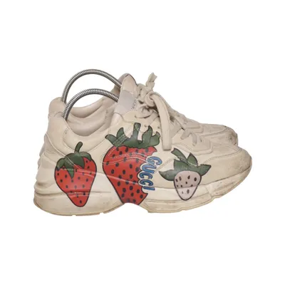 Sneakers (Beige) from Gucci