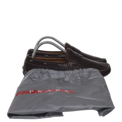 Loafers (Bruin) van Prada Leer