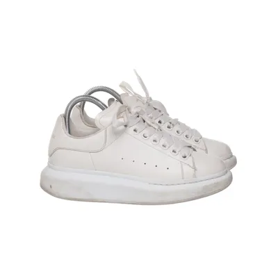 Sneakers (Oversize) från Alexander McQueen