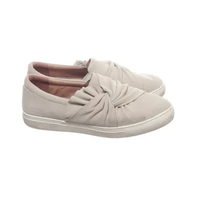 Slip-ons (Grå, Beige) från Dasia