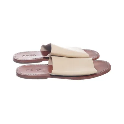 Slip-ins (Beige) from ASRA