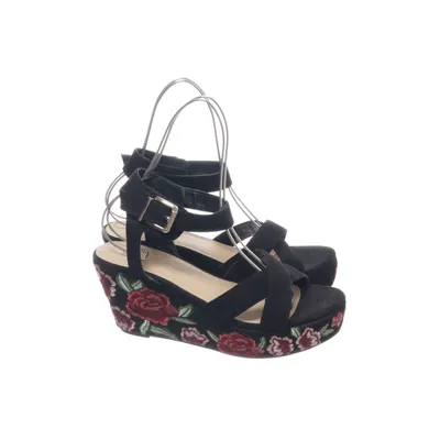 Wedges (Black) from Vox