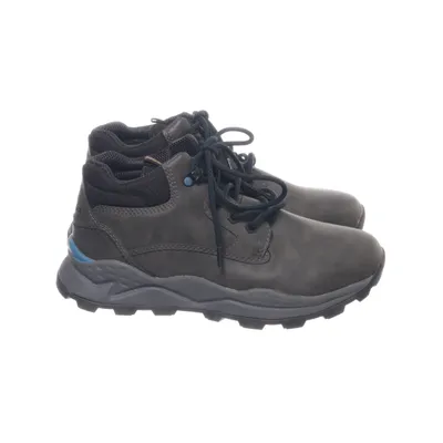 Laced boots (Black, Gray, Brown) from Wrangler