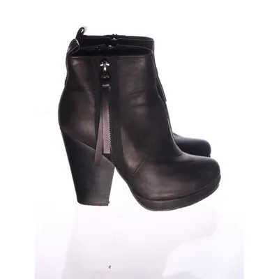 Boots (Svart) från Tiamo