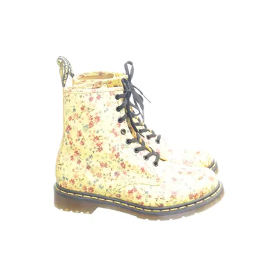 Kinder dr martens outlet maat 39