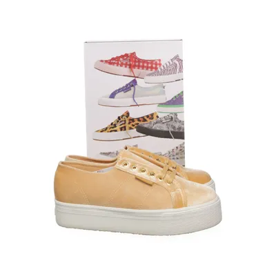 Sneakers (2790 Velvetchenillew) från Superga