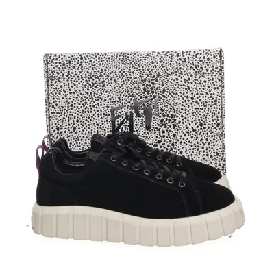 Sneakers (Odessa Suede, Black) from Eytys Suede