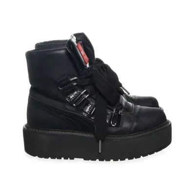 Fenty boots black online