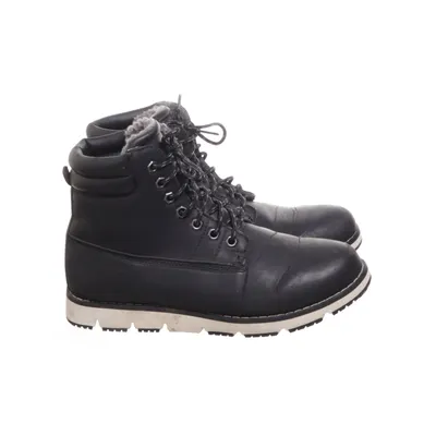 Laced boots (Black) from Nonalion