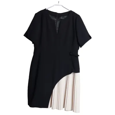Dress (Black, Beige) from Karen Millen