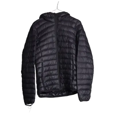 Dunjacka (Svart) från Stadium Dun, Fjädrar, Nylon