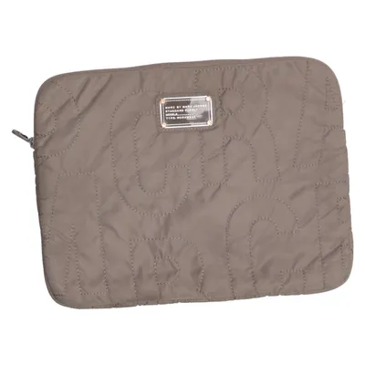 Laptop Schutzhülle (Braun) von Marc by Marc Jacobs