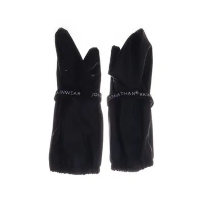 Vantar (S4027) från Jonathan Polyester, Polyuretan