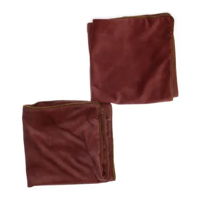 Kuddfodral (Röd) från Made Polyester