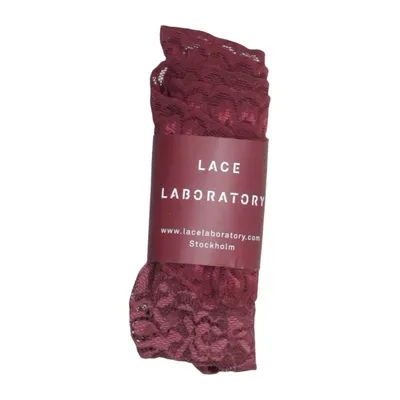Slip (Bordeaux Hangover) van Lace Laboratory