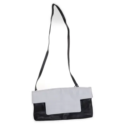 Axelremsväska (Svart, Vit) från Uta Raasch Skinn