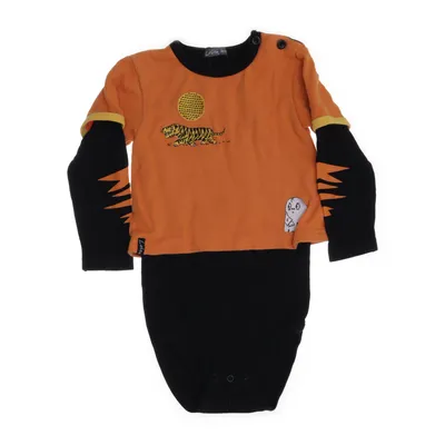 Body (Orange, Svart) från Laban