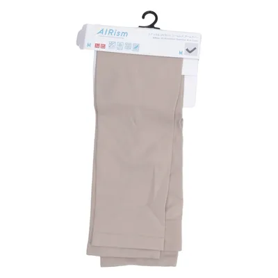 Wrist warmers (UV Protection Seamless Arm Cover) from Uniqlo
