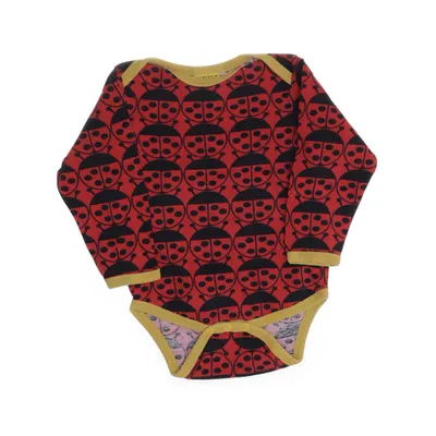 Body (Röd, Svart, Gul) från Duns Ekologisk bomull