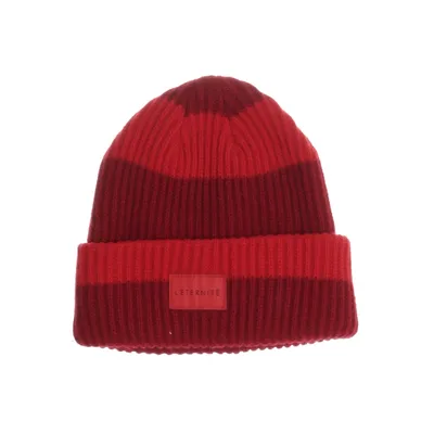 Beanie (Red) from L'éternité