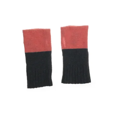 Wrist warmers (Green, Pink) from Houdini Wool