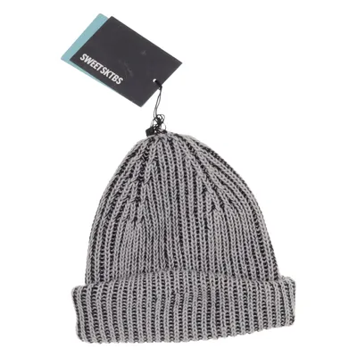 Beaniemössa (SWEET FISH RIB BEANIE) från Sweet Sktbs Återvunnen polyester