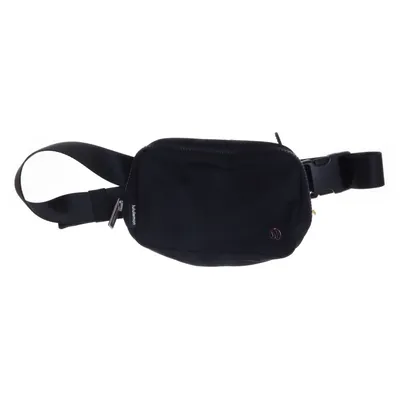 Bæltetaske (Sort) fra Lululemon Nylon, Genanvendt polyester