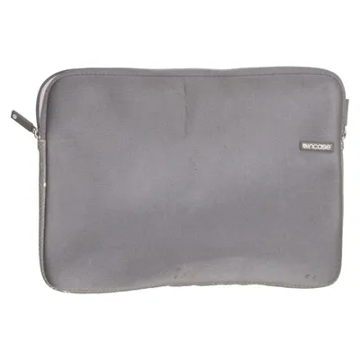 Laptop case (Gray) from Incase