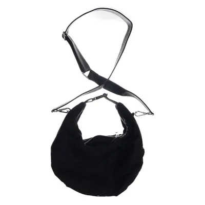 Axelremsväska (Svart) från Núnoo