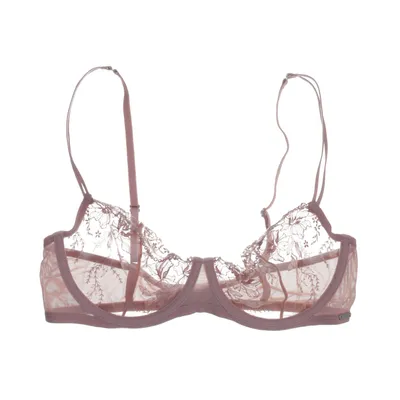 Bh (Beige) van Ella M Lindex