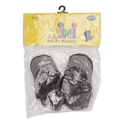 Chaussons pour bébé (Noir, Gris) de Decoy Cuir